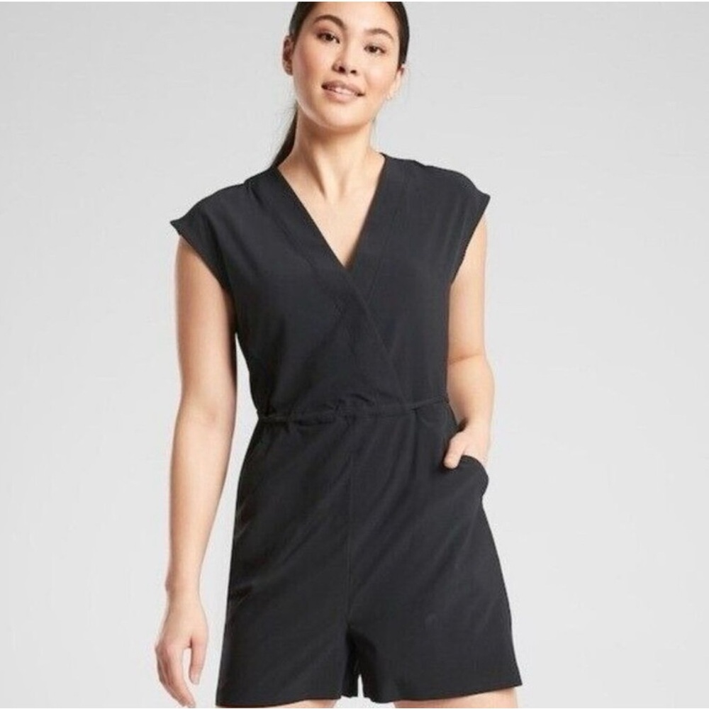 Athleta Sutton Romper Black Size 4 Tie Waist Lightweight Travel One Piece
